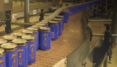 加多寶“換罐門”懸疑又起 到底是金罐還是藍罐