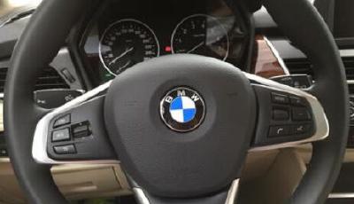 寶馬異味問題多年未解 或與廠家節(jié)約成本有關(guān)