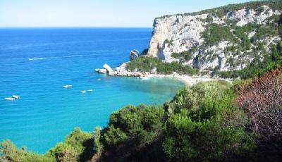 一艘移民船在地中海翻覆 或載700人僅28人獲救