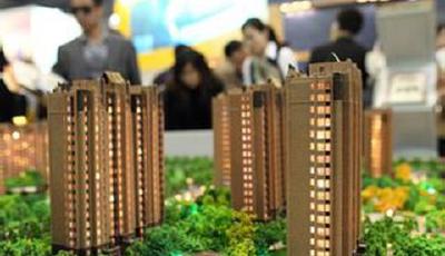 青島重新上演搶房大戰 購房者仍在期盼房價真降