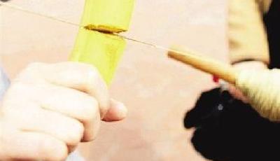 鄭州8歲女童隨父親放風箏 奔跑時遭風箏線割頸