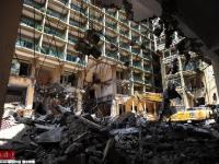 海南三亞拆除12層大型違建酒店