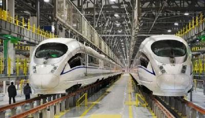 南北車通過“雙審” 最快6月份完成合并