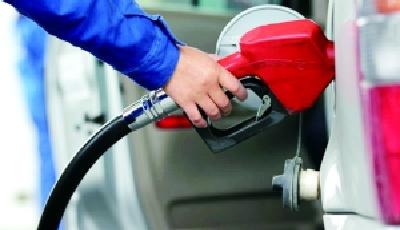 周末油價將迎小幅上漲 預計每升漲0.07元到0.1元