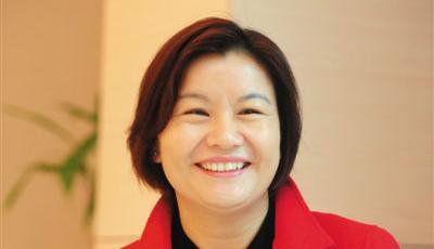 新科女首富回鄉請吃飯 大家別張揚 張揚易出事