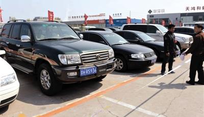 中央公車拍賣第9場：競拍者創新低 7輛公車流拍