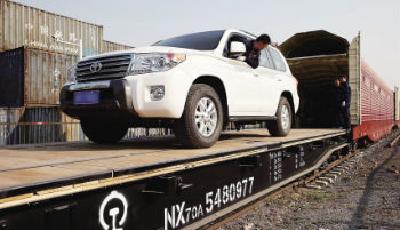 鐵路虧本爭搶自駕游市場 收效或在于廣告