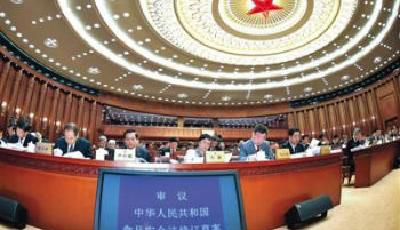 果蔬擬禁用劇毒高毒農(nóng)藥 轉(zhuǎn)基因食品標(biāo)示引熱議