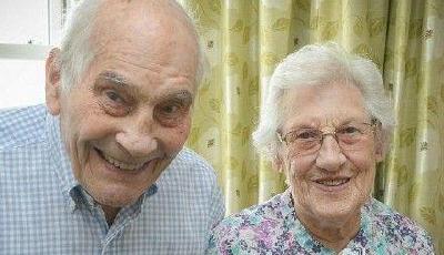 103歲老人向91歲女友求婚 成世界最老新婚夫婦