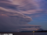 智利一火山噴發(fā) 天空布滿血色宛如世界末日