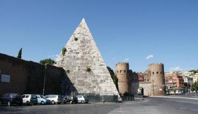 羅馬金字塔整修后對外開放 花一年清理積垢