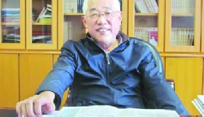 李大釗之孫李宏塔：騎自行車上班按程序當官