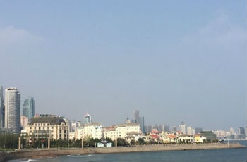 5.1短租房?jī)r(jià)水漲船高 專業(yè)房東:收入翻番但很操心