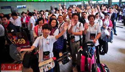 中國旅游新規：公共場合禁止摳鼻子 導游可舉報