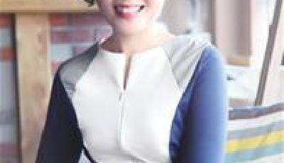 王俊艷和她的“微商群”