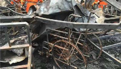 四問河南魯山養(yǎng)老院大火：老人為何住鐵皮房