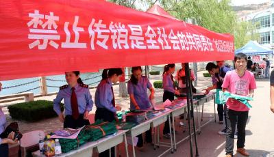 男子見女網友被囚禁1月 存款單寫"求打110"獲救