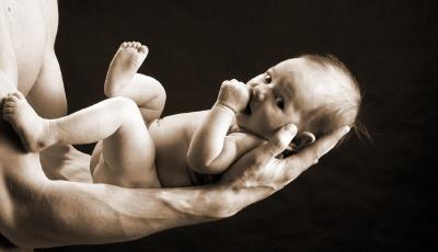 胎兒路上生產掉在路邊夫妻竟不知 趕到醫院才發現