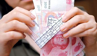 7省份明確調整公務員工資 有地區工資不升反降