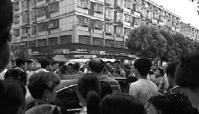 女子回應拒砸寶馬車窗救子：從沒說過這話