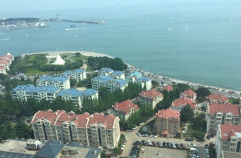 暑期來臨青島短租房價格飛漲 職業房東月入6萬元