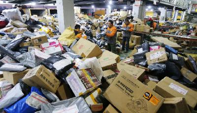 中國人年均發(fā)送逾10件快遞——一個(gè)快遞包裹的“自述” 