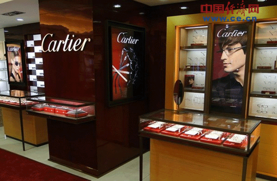 你這是在逗我？5萬元卡地亞表一年停兩次 稱非質量問題