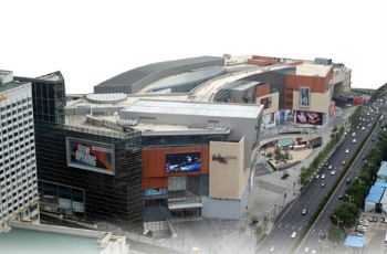 東部商圈演繹“高大上” 商業大鱷聚此“交手”