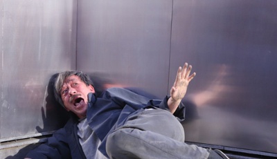 "低齡"電梯問題也不少 新業主屢遭"電梯驚魂"