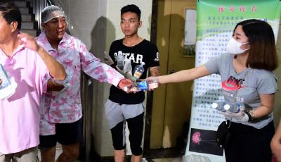 夫妻為救患地中海貧血女兒 連生仨兒子給其配型