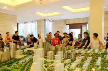 "買漲不買跌"預言再次應驗 市民"金九"前抓緊購房