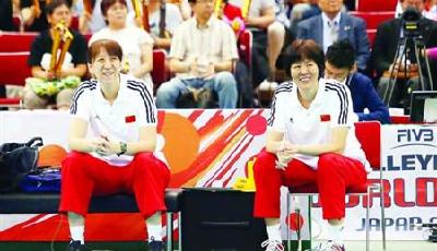 女排奪世界冠軍:女排等了11年 郎平等了20年