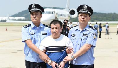 知情人：楊進軍在美國錢花得差不多了 窮困潦倒