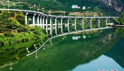 發(fā)改委：中秋國(guó)慶期間整治景區(qū)變相提高門(mén)票價(jià)格