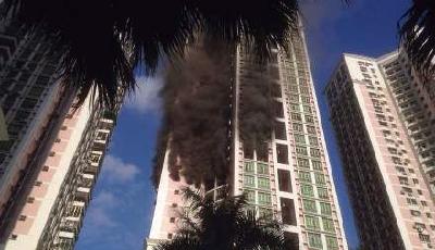 深圳羅湖區都市名園一33層高樓住宅突發大火