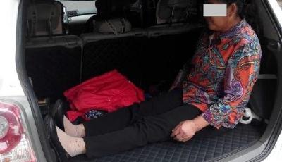 60歲母親養(yǎng)老錢為兒買SUV 兒子卻讓其坐后備箱