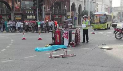 女子殯儀車上復活 已蓋藍布認定死亡卻復活