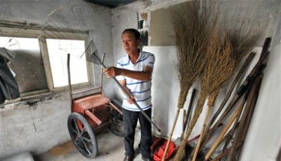 居民自治成立不收費的"物業" 棄管小區變安居小區