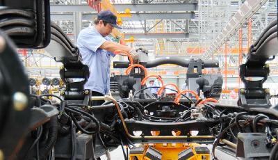 9月份中國制造業PMI49.8% 預示經濟下行態勢趨緩