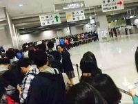 國(guó)慶首日中國(guó)旅游購(gòu)物者全面“攻陷”日本！