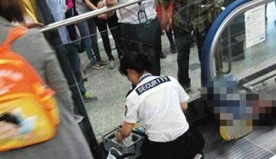 重慶4歲男童被扶梯卡住身亡:玩耍時摔倒被卷入