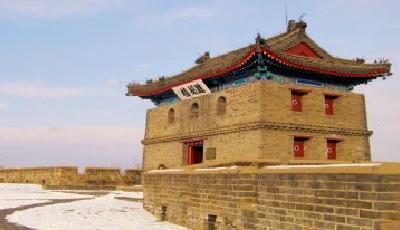 山海關景區兩名負責人被連夜免職 仍正常運營