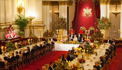 習近平偕彭麗媛訪英 英女王親定國宴菜單曝光（圖）