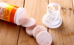 專家稱維C泡騰片系化學(xué)合成 每天飲用或有副作用