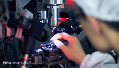 周厚健：“質量硬”助海信越冬