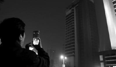 西安118米高大樓凌晨爆破 安裝1.4噸炸藥