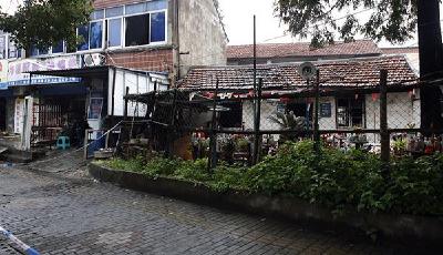 85歲夫妻手拉手開煤氣自殺 生前致信謝鄰居