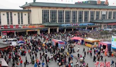 2016年春運火車票今開售 或迎網絡搶票最激烈一年