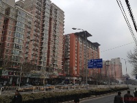 學(xué)區(qū)房一坑難求 到底買多貴的房 才能進(jìn)名校 