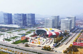 千億項(xiàng)目扎堆靈山灣 開發(fā)團(tuán)隊(duì)締造"靈山灣速度"